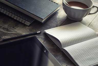 10连胜狂欢夜，曼联客场1-2不敌维拉——红魔争四已到悬崖边？